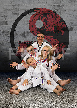 grimmFamily1_wallets