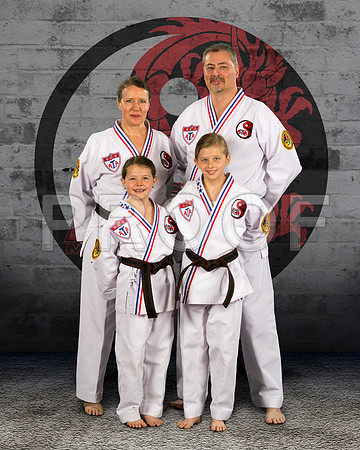 gildeeFamily2_8x10