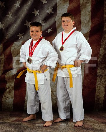 borgenFamily1_8x10