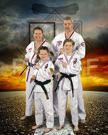 gildeeFamily1_8x10