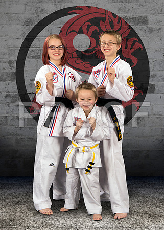 grimmFamily2_5x7