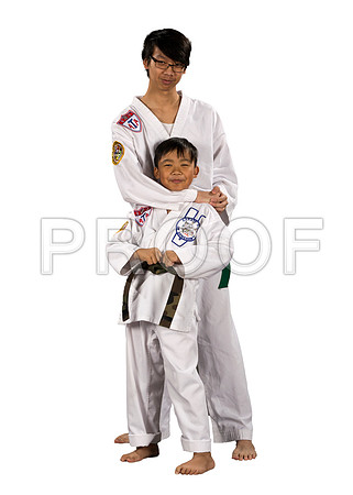 hongkeoFamily2_whiteBG