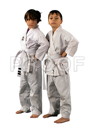 enmanFamily1_whiteBG