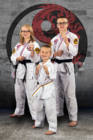 grimmFamily3_4x6