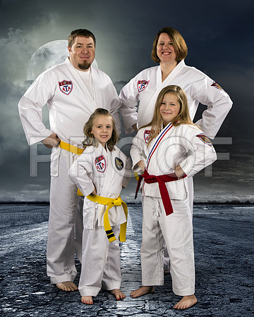 huppFamily_8x10